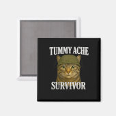 Tummy Ache Survivor Cat Meme Funny Kitten Gift Man Magneet (Voorkant / Achterkant)