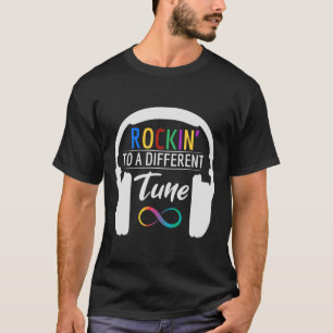 Tune Rockin Autism Symbool Infinity A to Differenc T-shirt
