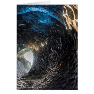 Tunnel door een ijsgrot, ijsland