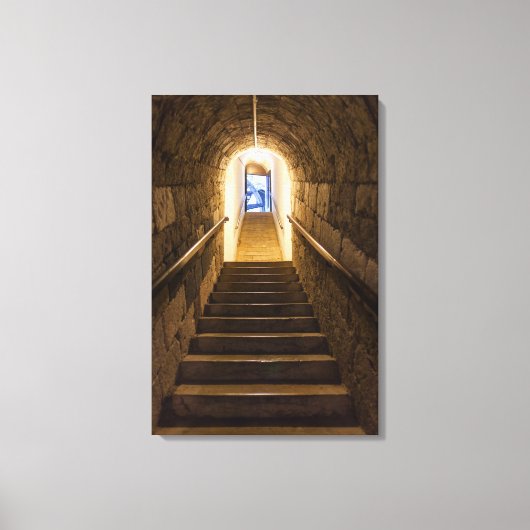 Tunnel naar een oude zoutmijn canvas afdruk (Voorkant)
