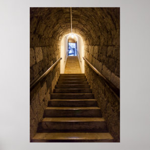Tunnel naar een oude zoutmijn poster