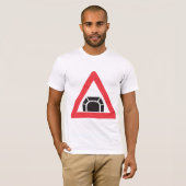 tunnelwaarschuwing verkeersbord t-shirt (Voorkant volledig)