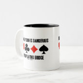 Tunnelzicht is gevaarlijk bij het spelen van brug tweekleurige koffiemok (Voorkant links)