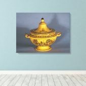 Tureen met zwart afdrukontwerp, c.1820 canvas afdruk (Insitu (Houten vloer))