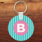 Turfblauw Verticaal Gestreept Roze Cirkel Monogram Sleutelhanger (Voorkant)