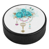 Turfroze rozen met sleutels hockey puck (3/4)