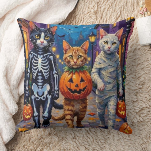 Turkish Angora Cats In Halloween Costumes Kussen (Deken)