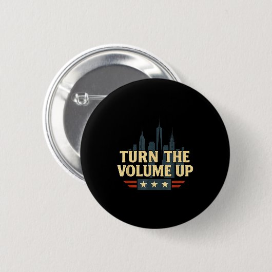 Turn The Volume Up  Ronde Button 5,7 Cm (Voorkant /achterkant)