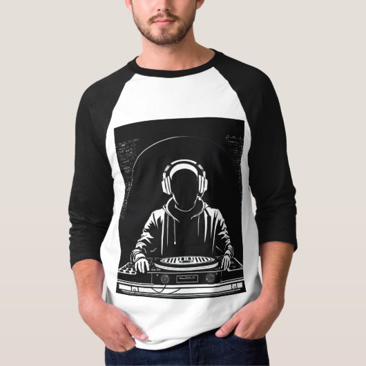 "Turn Up the Beat met onze DJ Print t-shirt" T-shirt (Voorkant)
