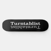 Turntablist ʇ sılqɐ ʇ uɹ ⊥ skateboard (Horizontaal)