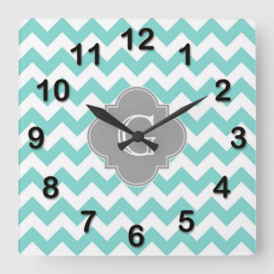 Turq / Aqua White Chevron Gray Quatrefoil Monogram Vierkante Klok