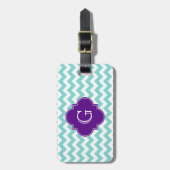 Turq / Aqua Wht Chevron Paars Quatrefoil Monogram Bagagelabel (Voorkant verticaal)
