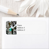 Turquoise Birdhouse in Winter Etiket (Insitu)