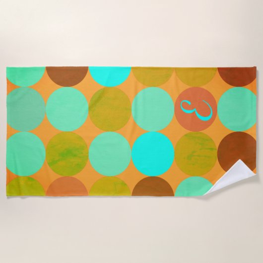 Turquoise Blauw Groen & Oranje Cirkels Monogram Strandlaken (Voorkant)