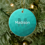 Turquoise blauwgroen geometrisch maaspatroon Monog Keramisch Ornament<br><div class="desc">Turquoise blauwgroen ombre geometrische maaspatroon Monogram Keramische kerstboom Ornament. Monogram Personaliseer met uw aangepaste initiaal en naam. Driehoek geometrisch gaas met licht donker turquoise blauwgroen ombre gradiënt modern design.</div>
