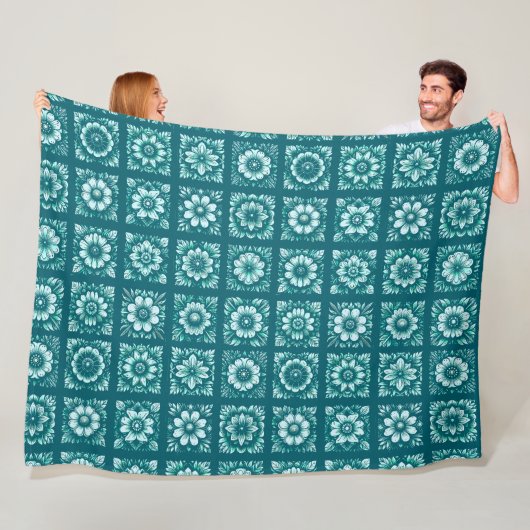 Turquoise bloemen met patroon fleece deken (In situ)