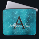 Turquoise Blue Sparkling Stars Monogram Laptop Sleeve<br><div class="desc">Turquoise Blue Sparkle en Shimmer Elegant Monogram Hoesje. Dit hoesje kan worden aangepast om uw initiaal en voornaam op te nemen.</div>