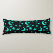 Turquoise buitenaards patroon met sterren en manen lichaamskussen (Voorkant)