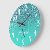 Turquoise en Blauwgroen Glitter Ombre Monogram Grote Klok (Hoek)