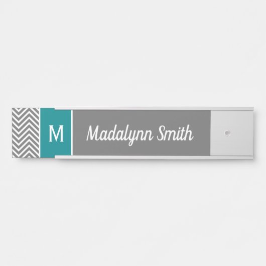 Turquoise en Charcoal Chevrons Custom Monogram Deurbordje (Voorkant)