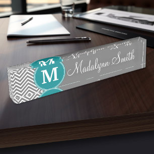 Turquoise en Charcoal Chevrons Custom Monogram Naambordje