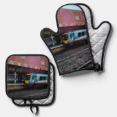 Turquoise en gele trein ovenwant & pannenlap set (Voorkant / Achterkant)