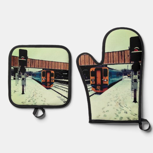 Turquoise en gele trein ovenwant & pannenlap set (Voorkant)