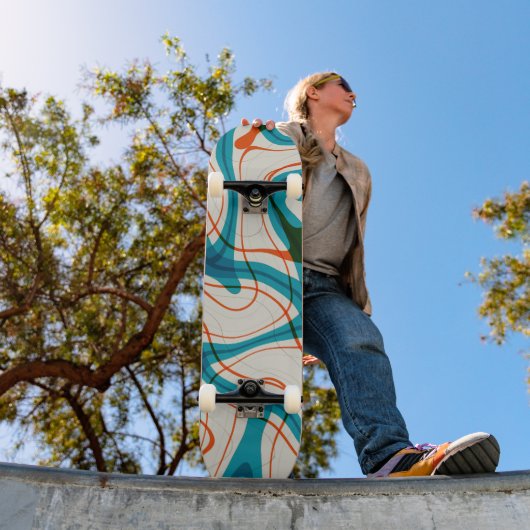 Turquoise en rode swirls persoonlijk skateboard (Buiten 1)