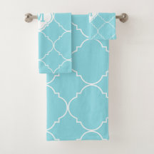 Turquoise en White Quatrefoil Pattern Monogrammed