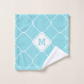 Turquoise en White Quatrefoil Pattern Monogrammed Bad Handdoek (Wasdoekje)