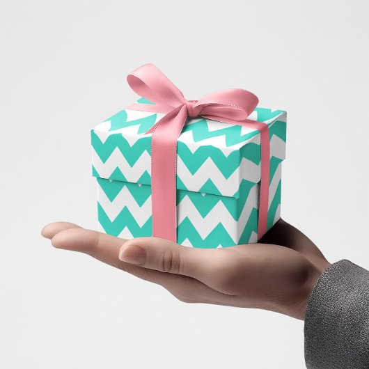 Turquoise en White Tiny Zigzag Cadeaupapier
