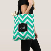 Turquoise en witte Chevron strepen met monogram Tote Bag (Dichtbij)