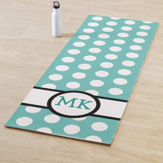 Turquoise en Witte Polka Dot Schattige Monogrammed Yogamat (In situ)