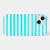Turquoise en witte streep iPhone 15 case (Achterkant horizontaal)