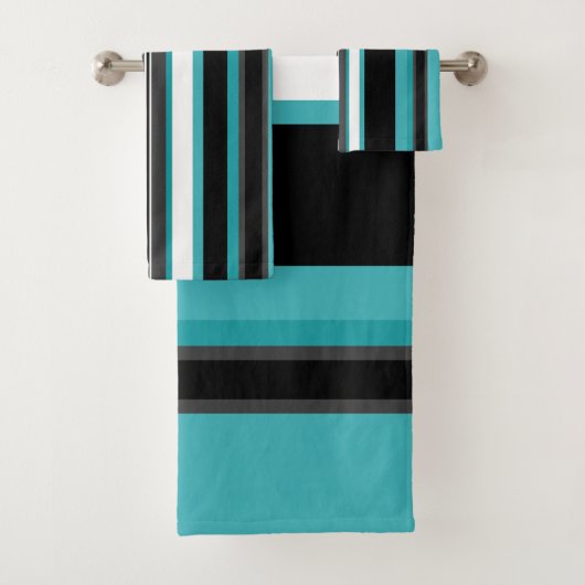 Turquoise en zwarte Stripes Bad Handdoek (Insitu)