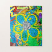 Turquoise gele bloem op een graffiti muur - legpuzzel (Verticaal)
