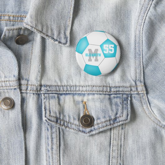 turquoise grijze meisjes voetbal gepersonaliseerd ronde button 5,7 cm (In situ)