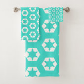 Turquoise hexagon honingraat starflake patroon bad handdoek (Insitu)