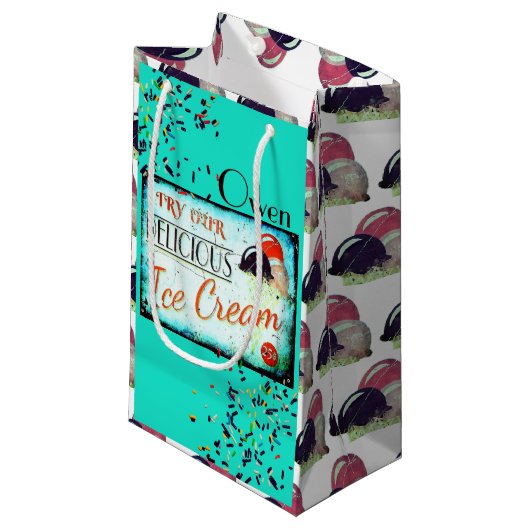  turquoise ijsgebak klein cadeauzakje (Voorkant Gekanteld)