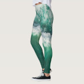 Turquoise luchtgolf: drone shot leggings (Links)
