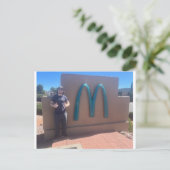Turquoise McDonald's “M” bord Briefkaart (Staand voorkant)