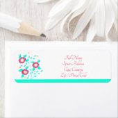 Turquoise met rood floreel geaccenteerd etiket (Insitu)