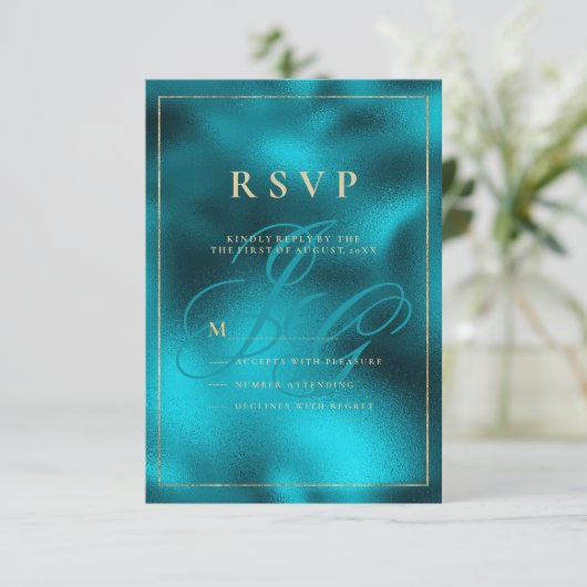 Turquoise metallic monogram initialen RSVP Kaart (Staand voorkant)