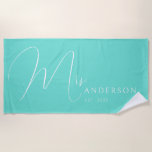 Turquoise Newlyweds Name Personalized Honeymoon Strandlaken<br><div class="desc">Celebrate your love in style with this personalized beach towel for adults, featuring the newlyweds' names in an elegant, modern design. Perfect for a honeymoon beach trip, anniversary getaway, or romantic vacation, this soft and vibrant towel is a must-have for couples who love to travel together. Designed with a turquoise...</div>