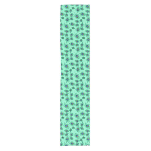 Turquoise Peacock Feathers on Light Aqua Korte Tafelloper (Voorkant)