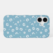 turquoise phone cover with white flowers iPhone 16 hoesje (Achterkant horizontaal)