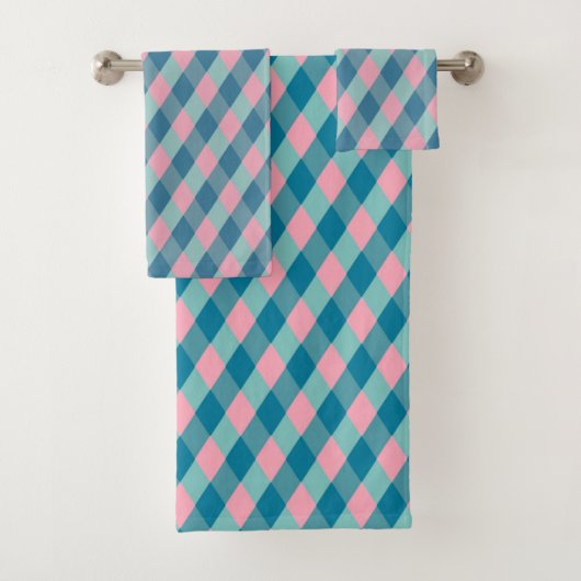 Turquoise & roze Argyle Pattern Bad Handdoek (Insitu)
