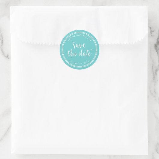 Turquoise Schrift en Witte Strepen Save the Date Ronde Sticker (Tas)