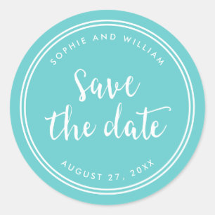 Turquoise Schrift en Witte Strepen Save the Date Ronde Sticker
