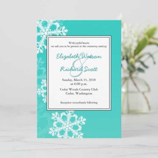 Turquoise Sneeuwvlokken Kerst huwelijksuitnodiging Kaart (Staand voorkant)